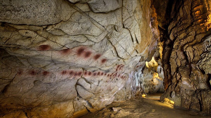 CUEVA DE EL CASTILLO